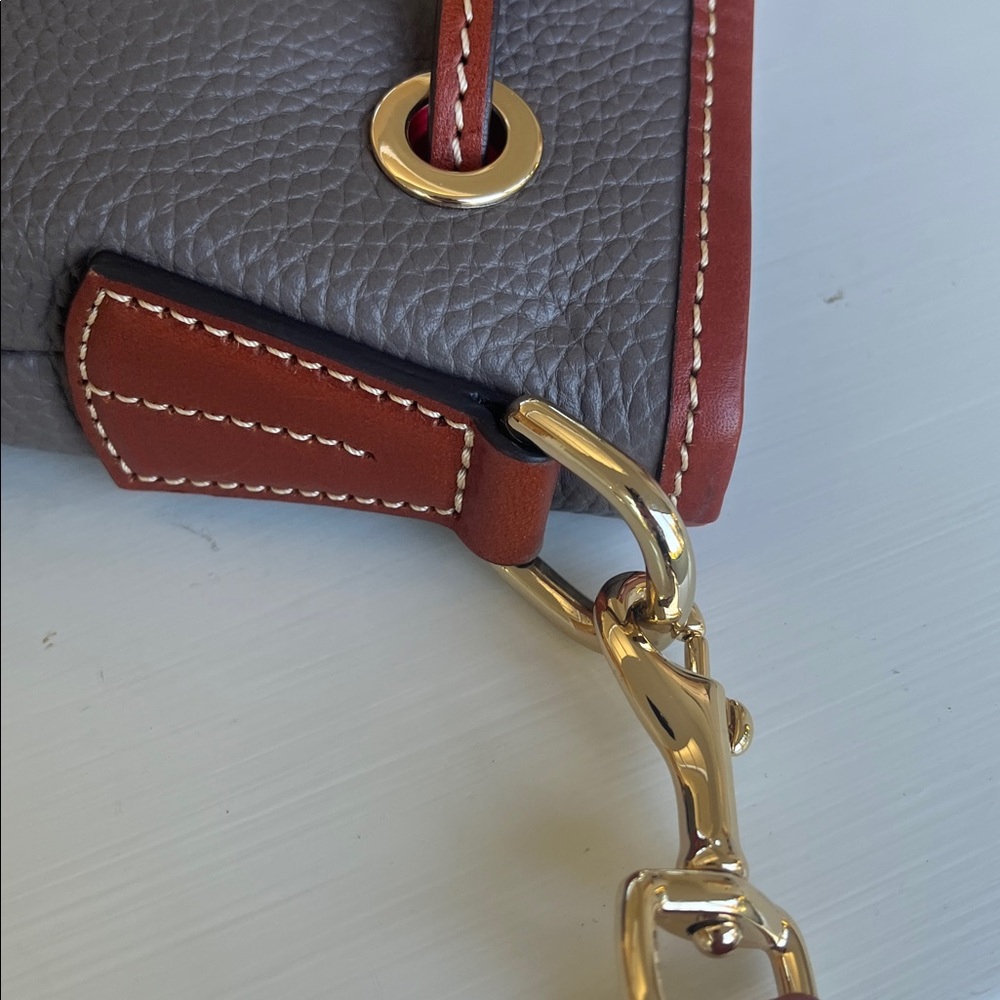 NWT Dooney & Bourke Aimee Crossbody in Elephant - Picture 7 of 8